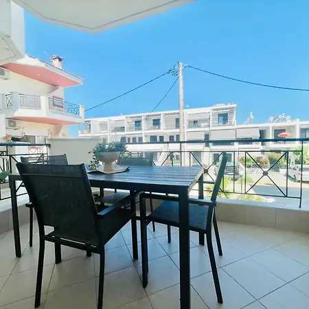 Breeze Apartment, By Delta Hospitality *
